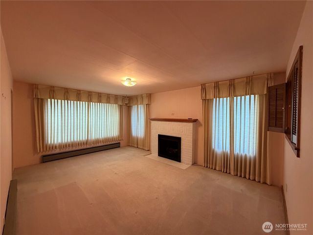 11223 Rhody Drive, Port Hadlock, WA 98339