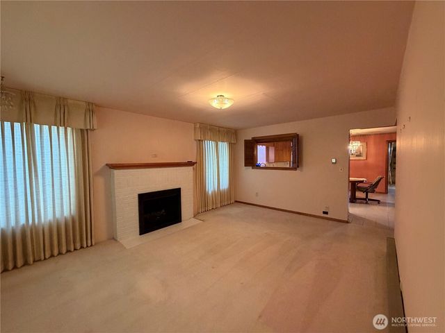 11223 Rhody Drive, Port Hadlock, WA 98339