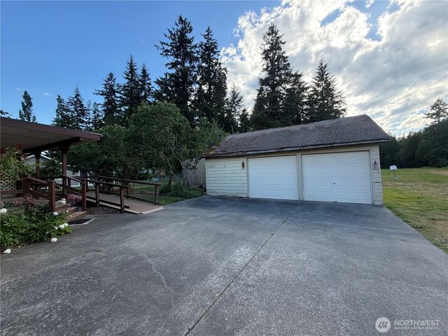 11223 Rhody Drive, Port Hadlock, WA 98339