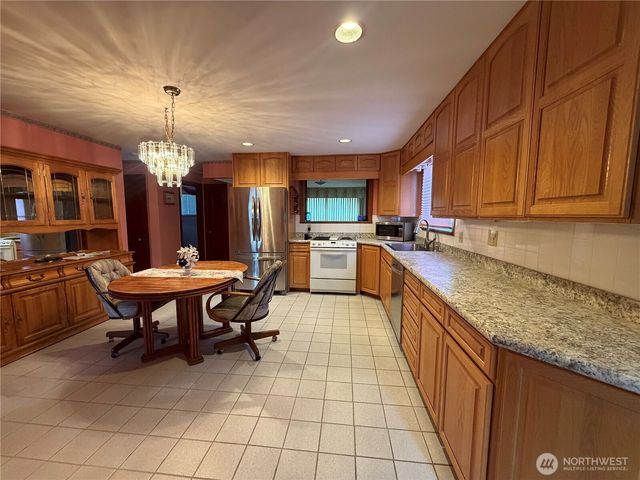 11223 Rhody Drive, Port Hadlock, WA 98339