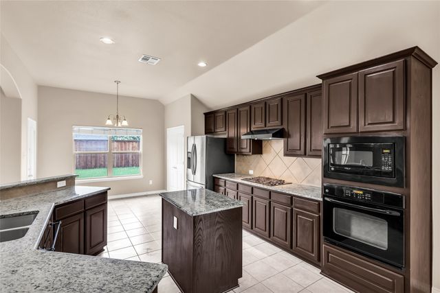 1616 Nestledown Drive, Allen, TX 75002