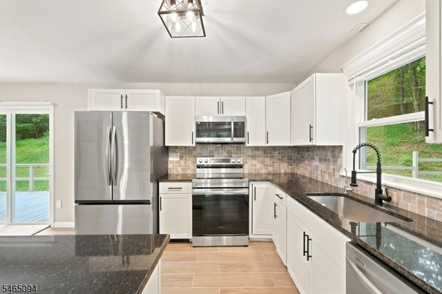128 Us Highway 206, Mount Olive Twp., NJ 07836