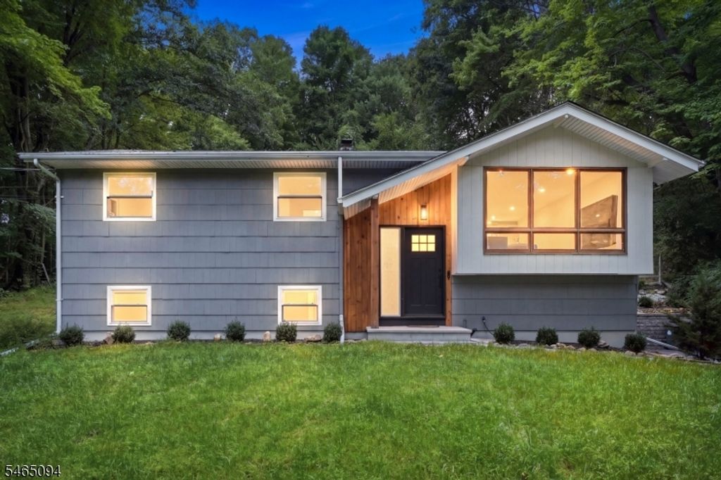 128 Us Highway 206, Mount Olive Twp., NJ 07836