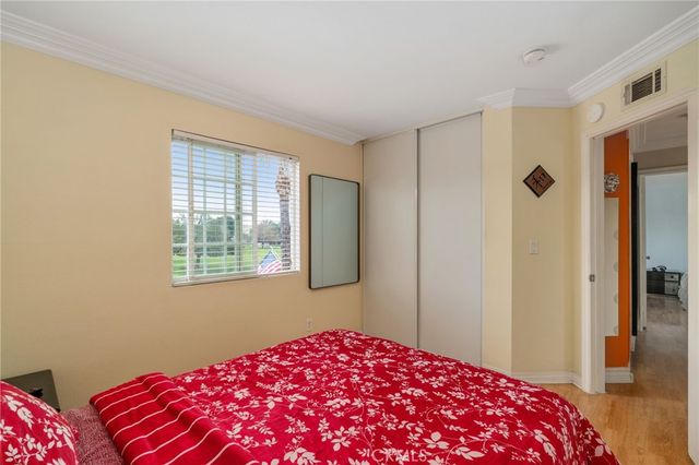 1949 Cottonwood, Colton, CA 92324