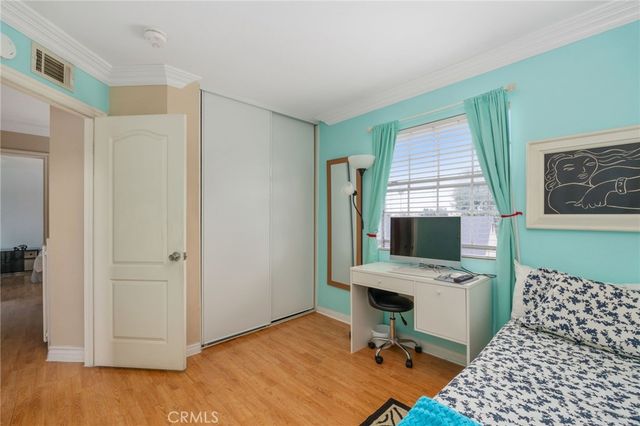 1949 Cottonwood, Colton, CA 92324