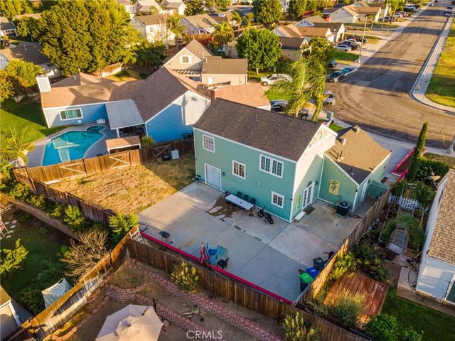 1949 Cottonwood, Colton, CA 92324