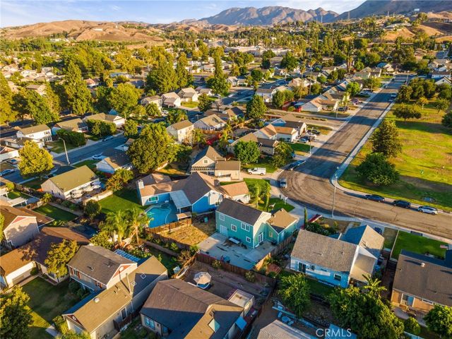 1949 Cottonwood, Colton, CA 92324