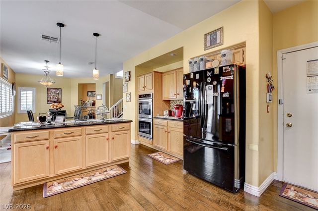 10368 Rocky Waters Avenue, Las Vegas, NV 89129