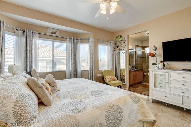 10368 Rocky Waters Avenue, Las Vegas, NV 89129