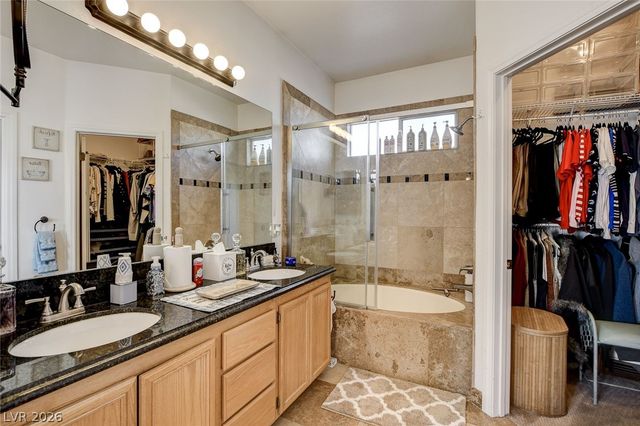 10368 Rocky Waters Avenue, Las Vegas, NV 89129