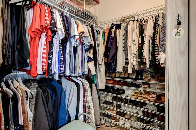 10368 Rocky Waters Avenue, Las Vegas, NV 89129