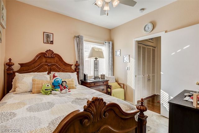 10368 Rocky Waters Avenue, Las Vegas, NV 89129