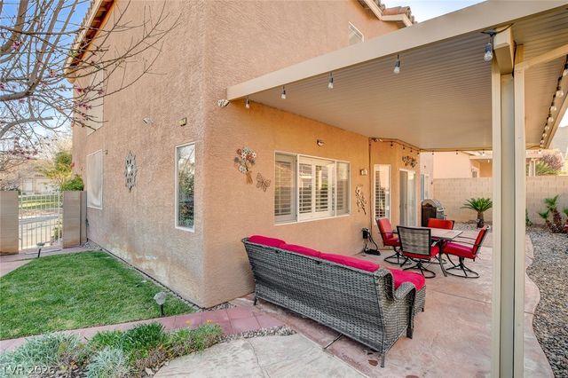 10368 Rocky Waters Avenue, Las Vegas, NV 89129