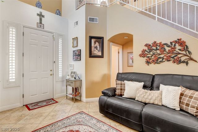 10368 Rocky Waters Avenue, Las Vegas, NV 89129