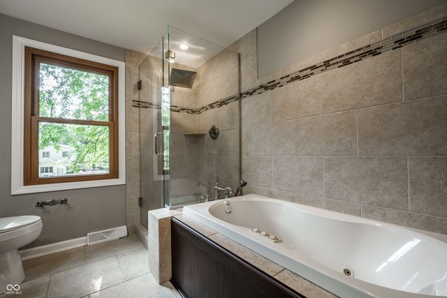 7231 Dean Road, Indianapolis, IN 46240