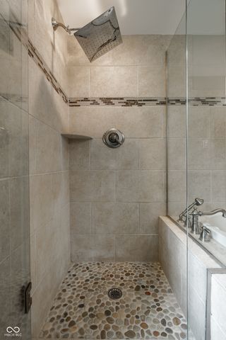 7231 Dean Road, Indianapolis, IN 46240