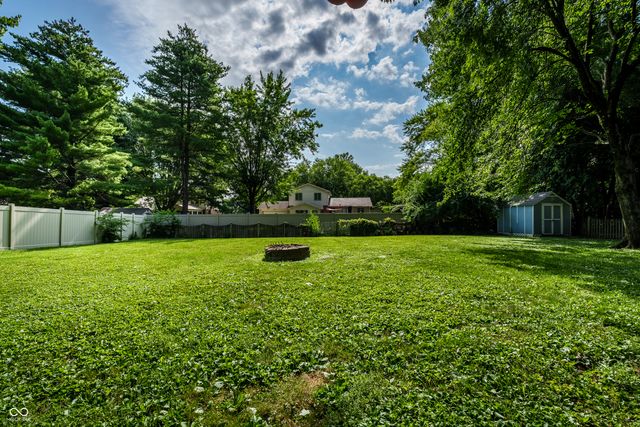 7231 Dean Road, Indianapolis, IN 46240