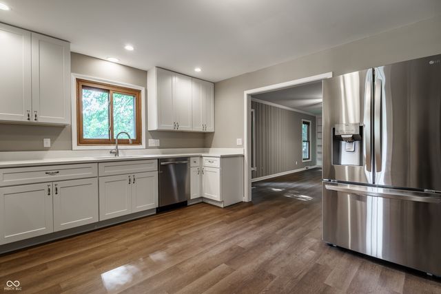 7231 Dean Road, Indianapolis, IN 46240