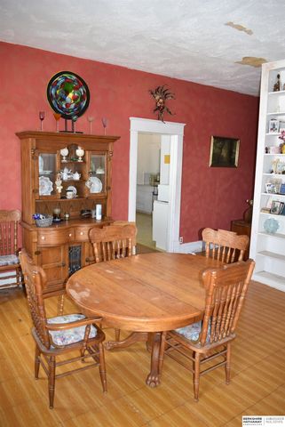 328-338 N Oakland Avenue, Oakland, NE 68045