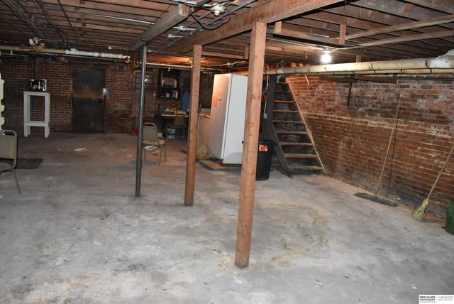 328-338 N Oakland Avenue, Oakland, NE 68045