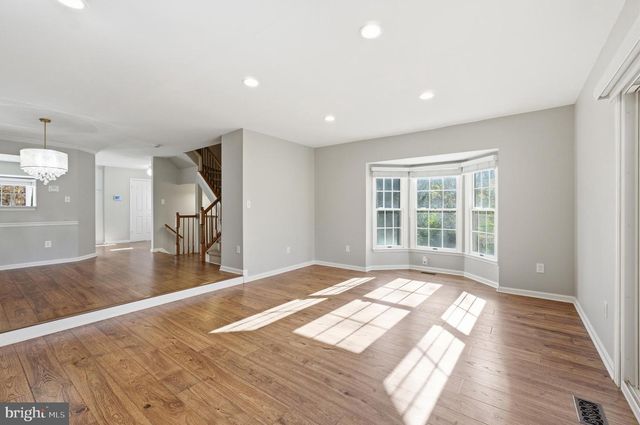 900 HIDDEN MOSS DR, Cockeysville, MD 21030