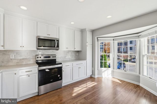 900 HIDDEN MOSS DR, Cockeysville, MD 21030