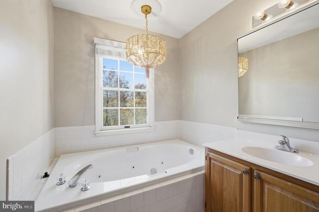 900 HIDDEN MOSS DR, Cockeysville, MD 21030