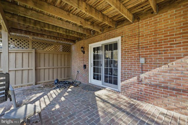 900 HIDDEN MOSS DR, Cockeysville, MD 21030