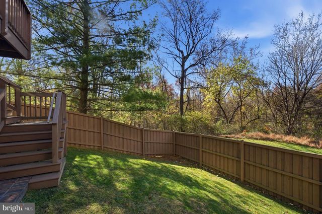 900 HIDDEN MOSS DR, Cockeysville, MD 21030