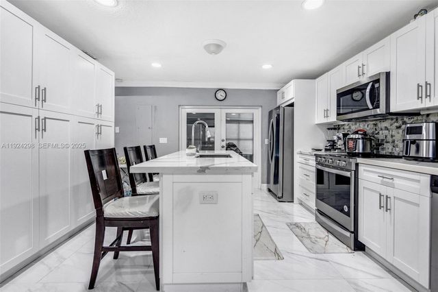 9980 SW 37th Ter, Miami, FL 33165