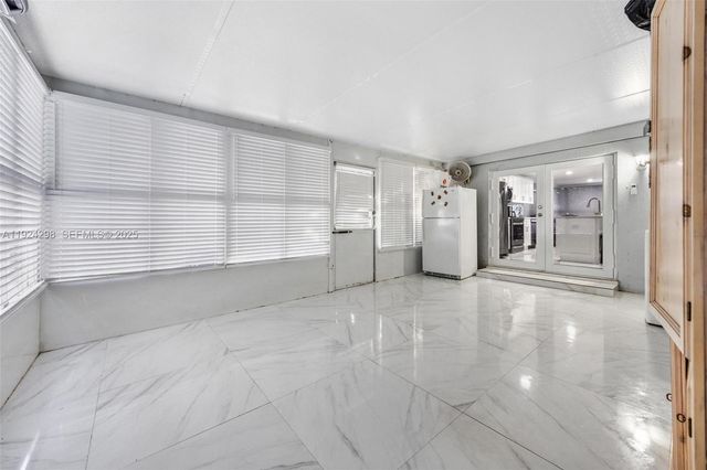 9980 SW 37th Ter, Miami, FL 33165