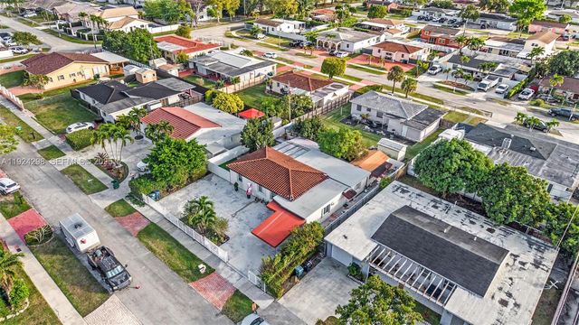 9980 SW 37th Ter, Miami, FL 33165