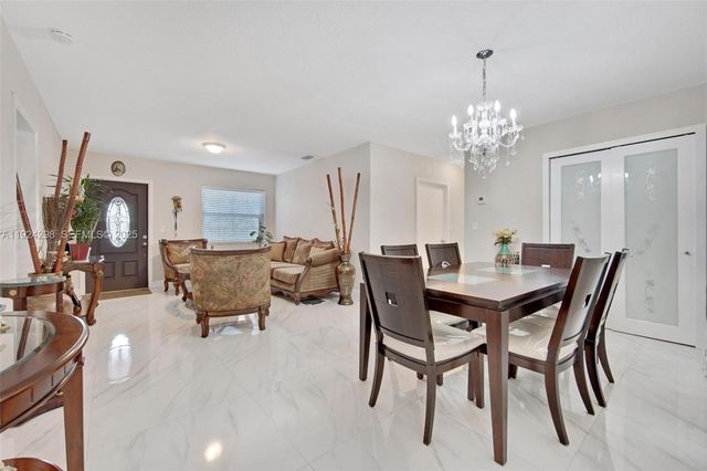 9980 SW 37th Ter, Miami, FL 33165