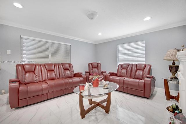 9980 SW 37th Ter, Miami, FL 33165