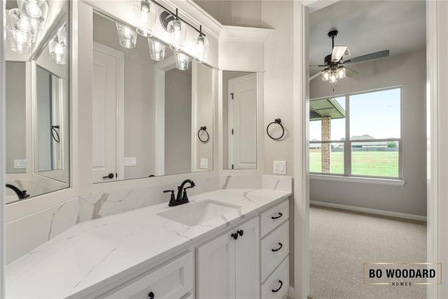 2217 W Cole Drive, Mustang, OK 73064