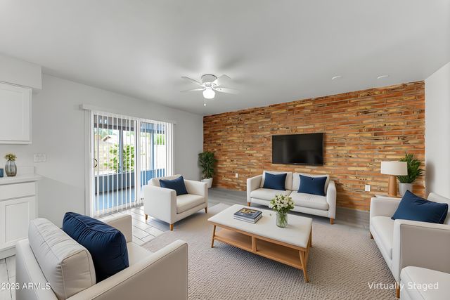 4754 N 39TH Avenue, Phoenix, AZ 85019