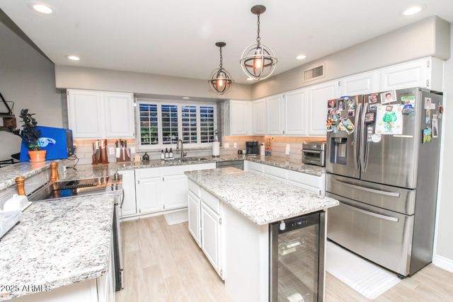 907 E SAN REMO Avenue, Gilbert, AZ 85234