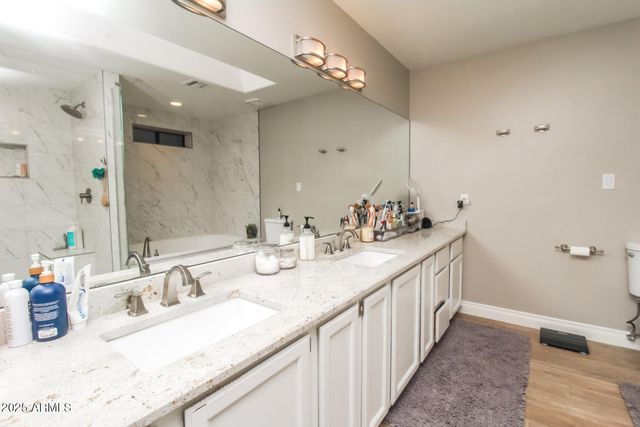 907 E SAN REMO Avenue, Gilbert, AZ 85234