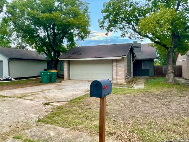 9738 MEADOW DR, Converse, TX 78109