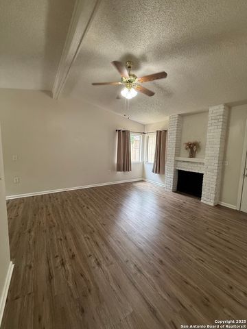 9738 MEADOW DR, Converse, TX 78109