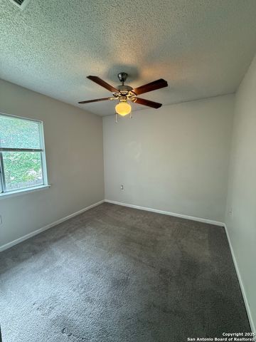 9738 MEADOW DR, Converse, TX 78109