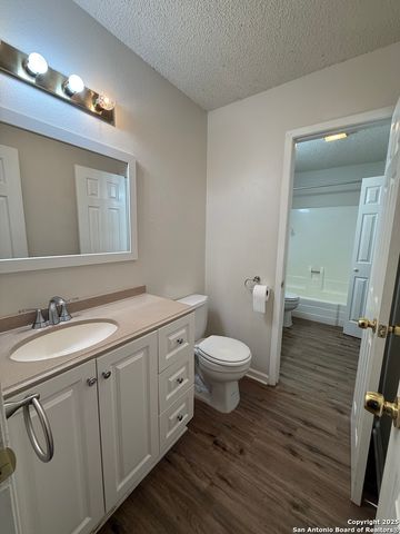 9738 MEADOW DR, Converse, TX 78109