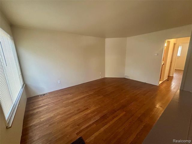 778 4th Avenue, Pontiac, MI 48340