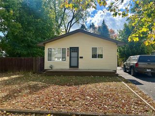 778 4th Avenue, Pontiac, MI 48340