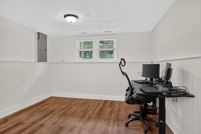 7 Alcine Ln, Burlington, MA 01803