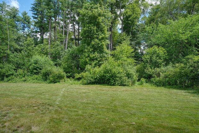 7 Alcine Ln, Burlington, MA 01803