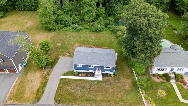 7 Alcine Ln, Burlington, MA 01803