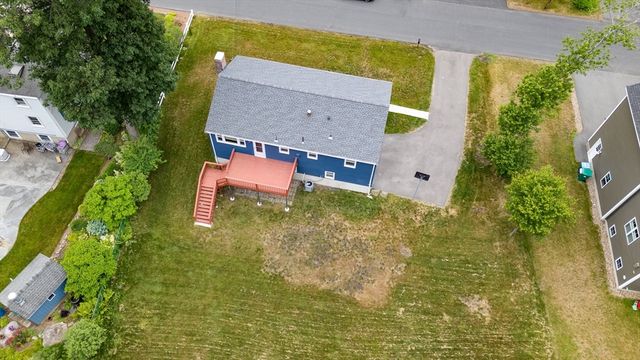 7 Alcine Ln, Burlington, MA 01803
