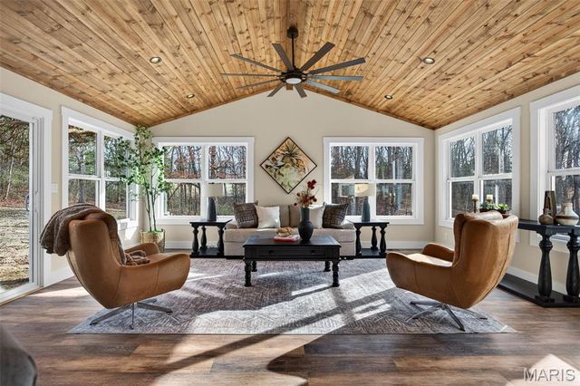 13556 Rustic Valley Drive, Wright City, MO 63390