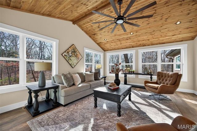 13556 Rustic Valley Drive, Wright City, MO 63390